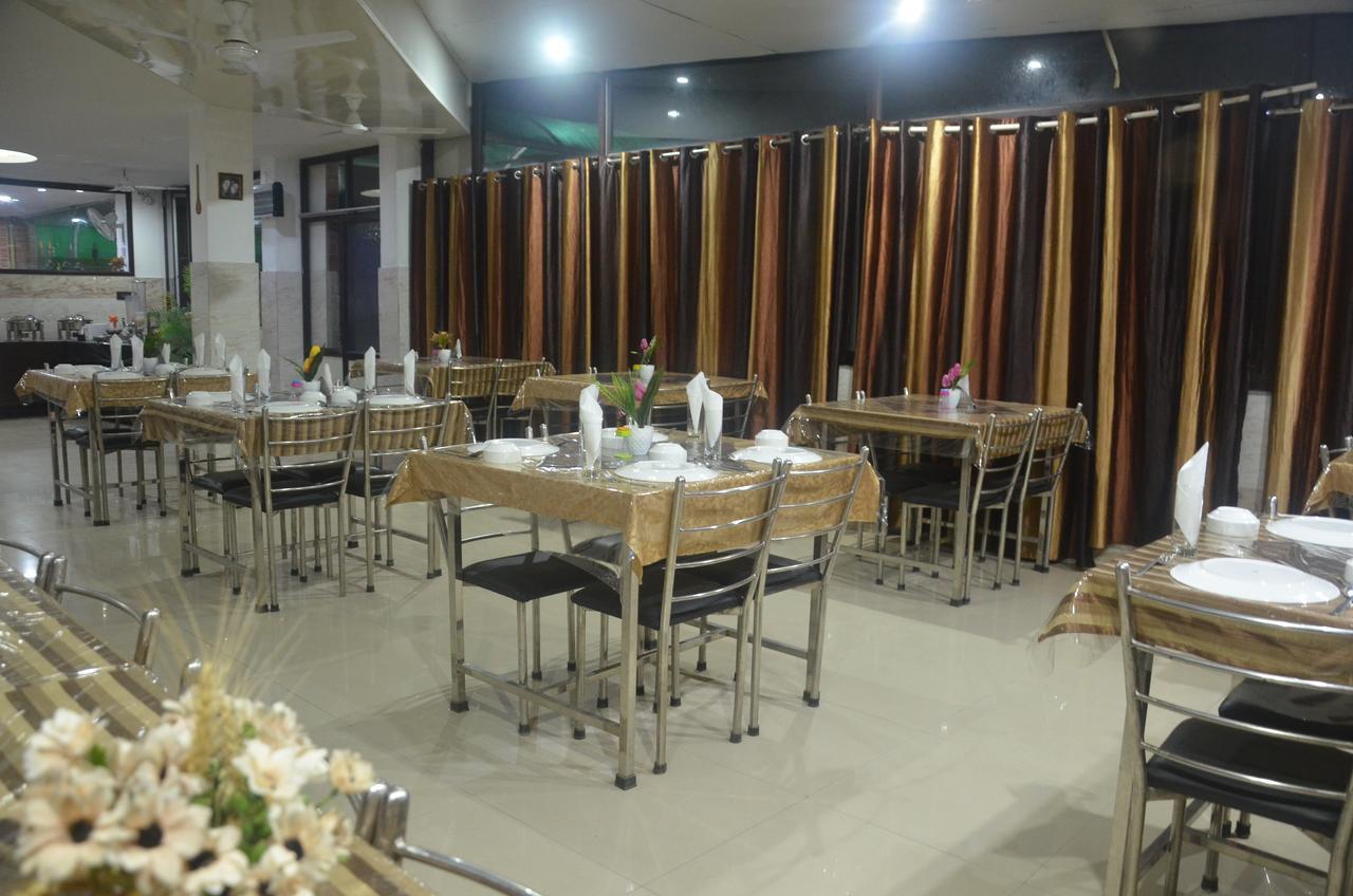 คอร์เบต ฮิลล์ รีสอร์ต Hotel ลันส์โดว์นี ภายนอก รูปภาพ