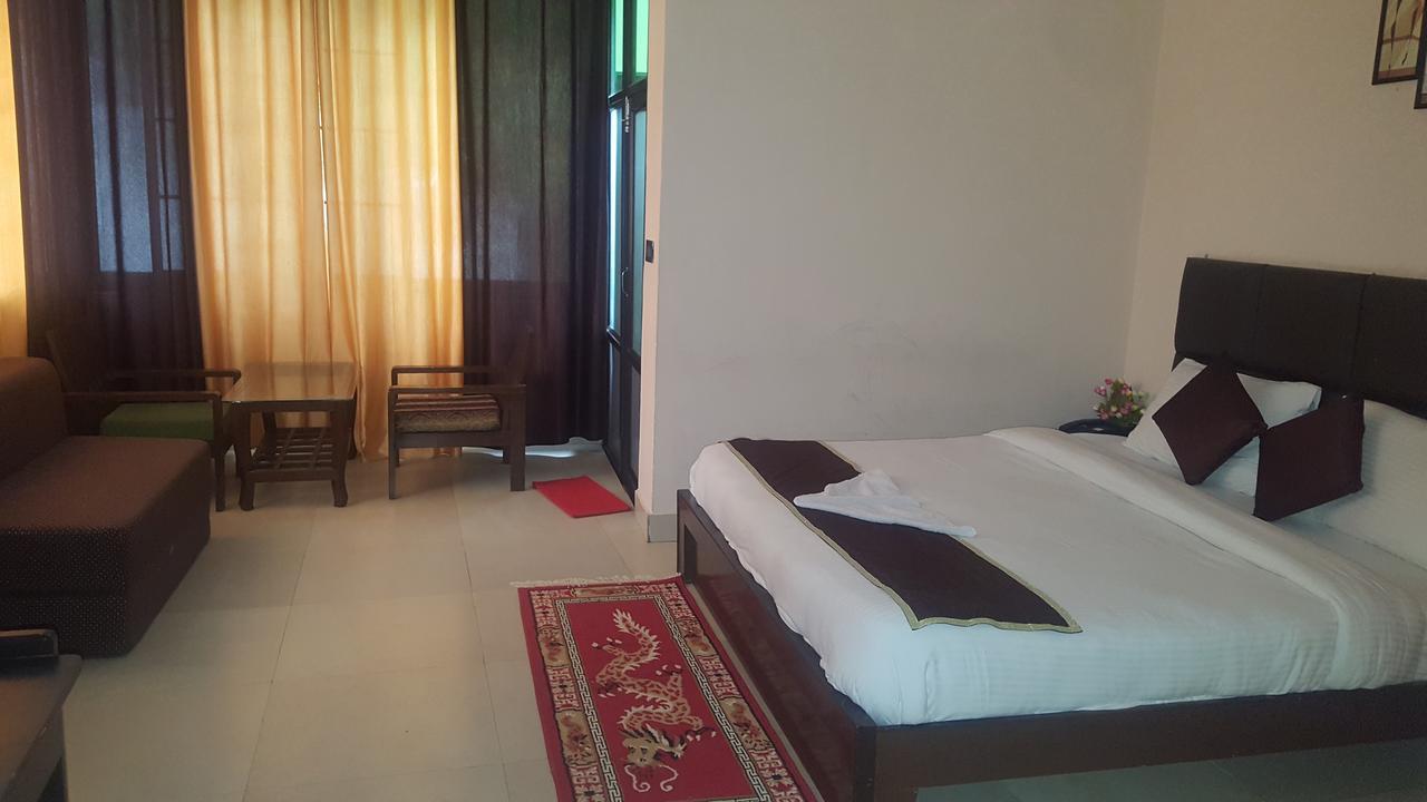 คอร์เบต ฮิลล์ รีสอร์ต Hotel ลันส์โดว์นี ภายนอก รูปภาพ